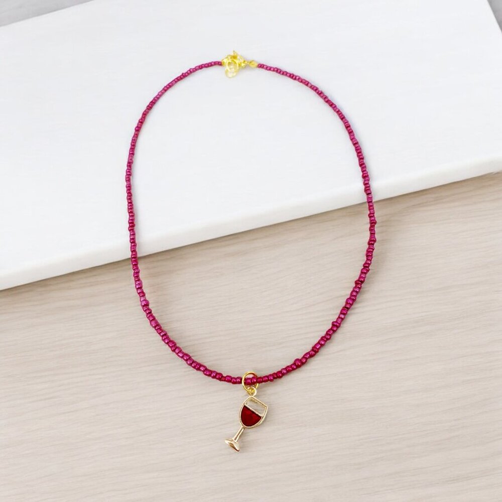HANDMADE Red Burgundy Seed Bead Wine Charm Pendant Choker Necklace